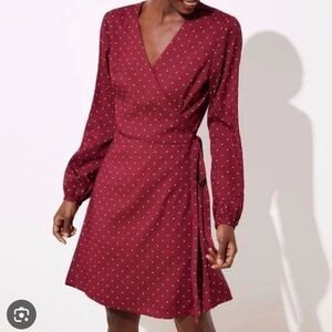 LOFT Wrap around dress - burgundy stars